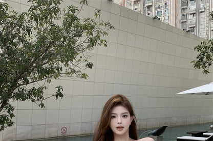 Plain Detail Front-Slit Top Flower Tube