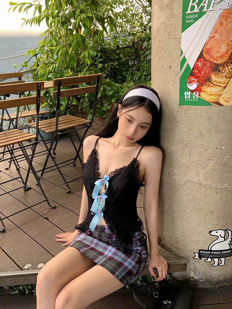 Trim Camisole Cutout Bow Lace Top