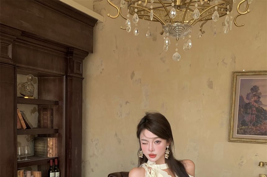 Set: + Plain Shorts Balloon Mini Ruffled Dress Halter-Neck A-Line