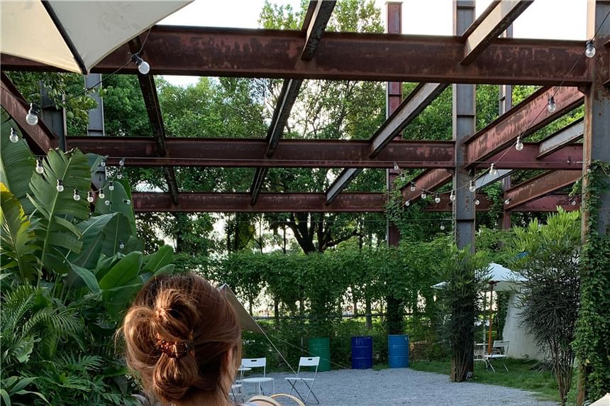 Plain Top Camisole Keyhole Ruffled Back Balloon Open