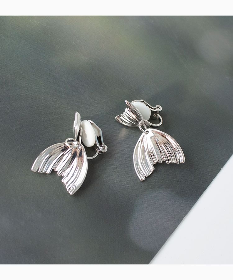 Clip-On / Tail Fish Earring Stud