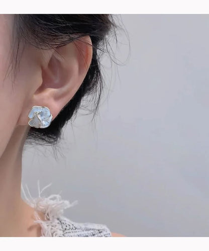 Clip-On Stud Earring / Flower