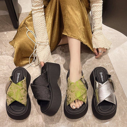 Strap Platform Cross Sandals