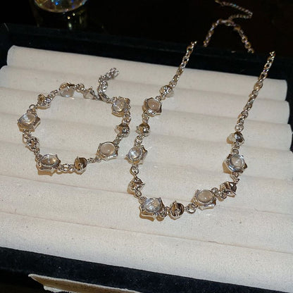 Bracelet / Alloy Choker Glass Bead Station