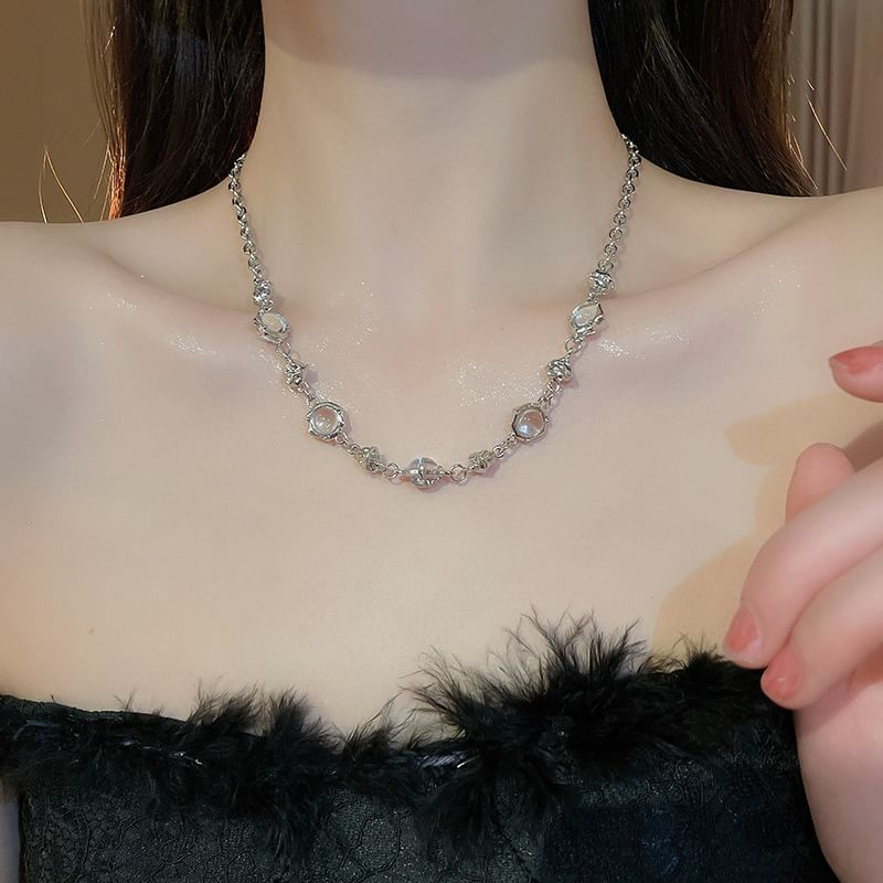 Bracelet / Alloy Choker Glass Bead Station