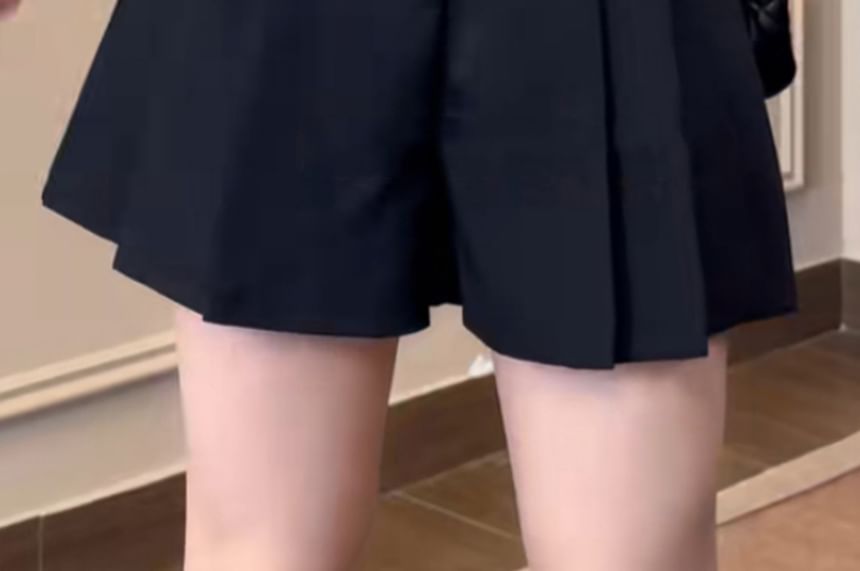 Skort Pleated Waist Plain High
