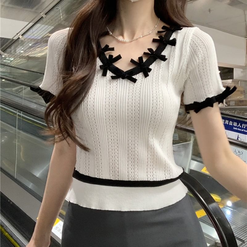 Short-Sleeve Top Trim Lace Knit V-Neck Crop Plain