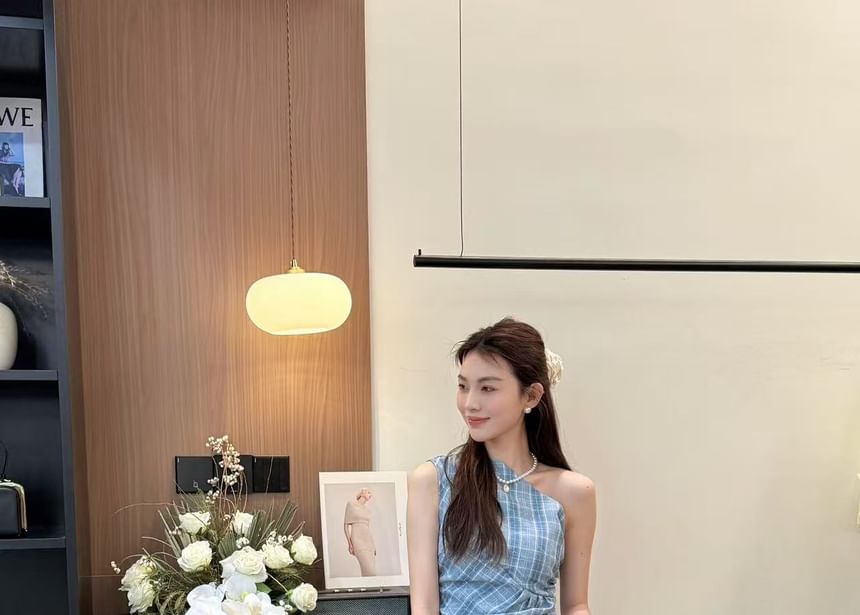 Top Plaid Sleeveless Asymmetrical