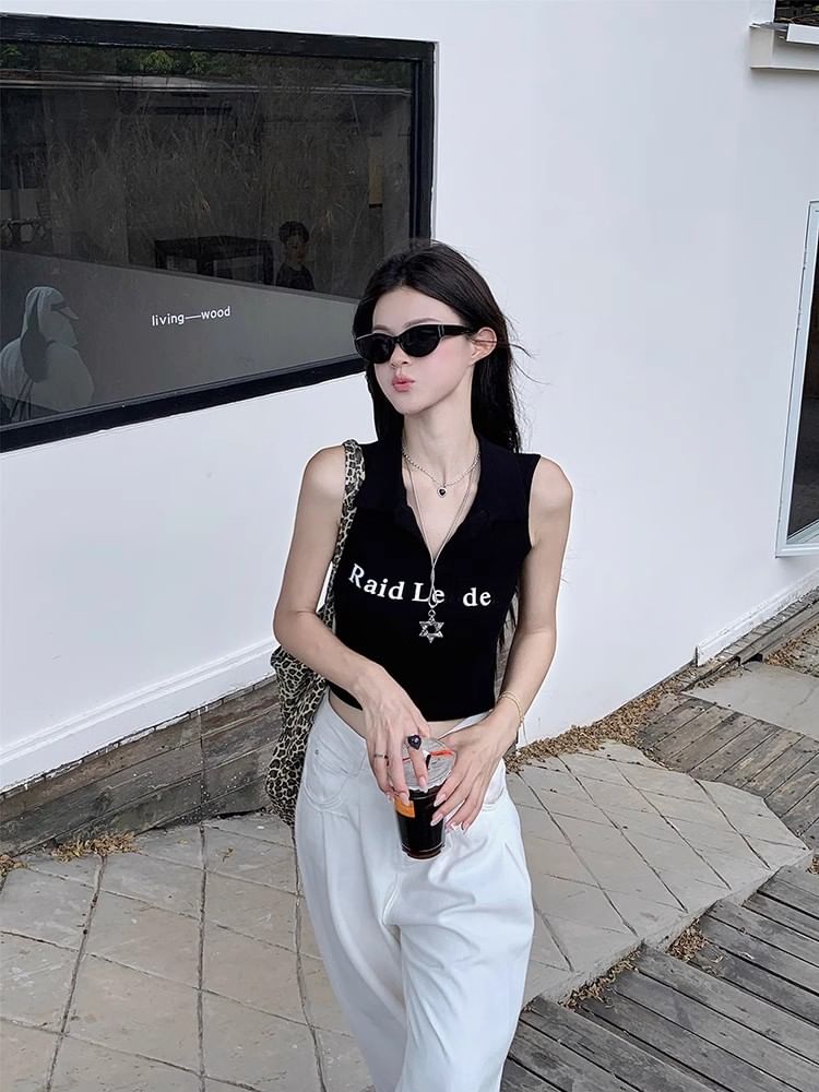 Tank Top Crop V-Neck Lettering