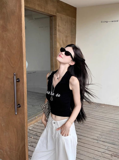 Tank Top Crop V-Neck Lettering