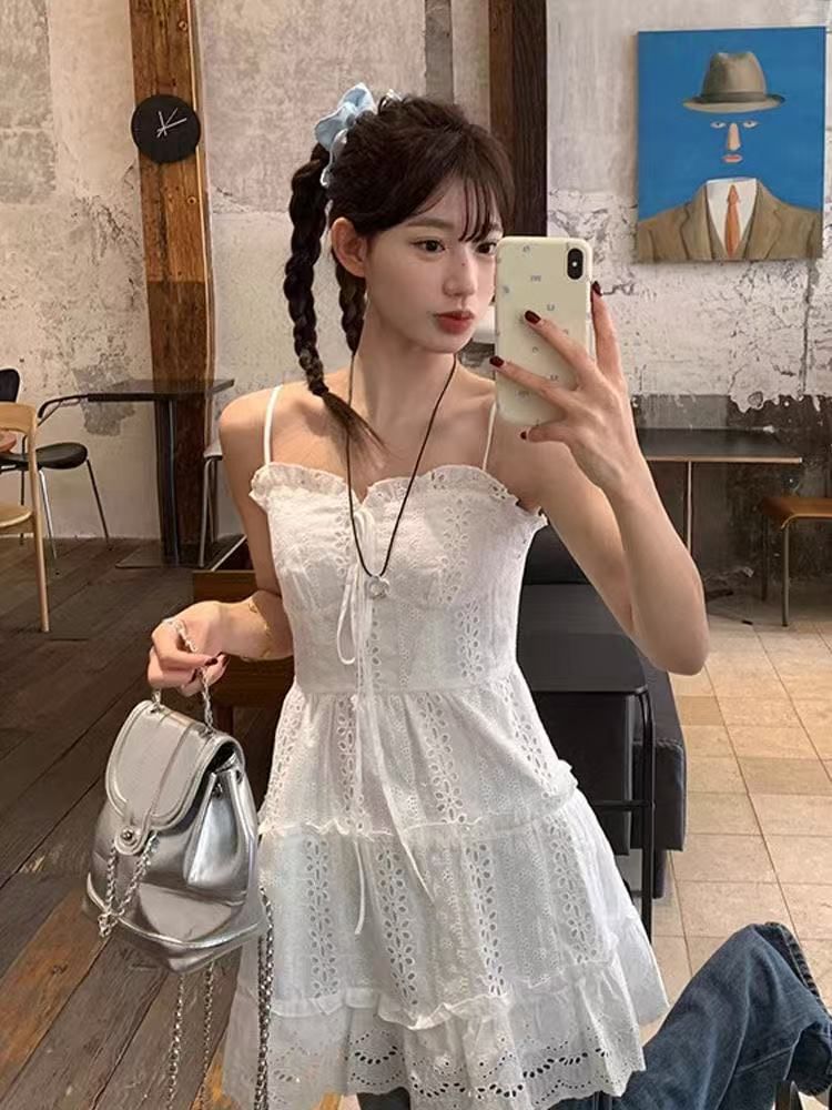 Top Camisole Flowy Lace