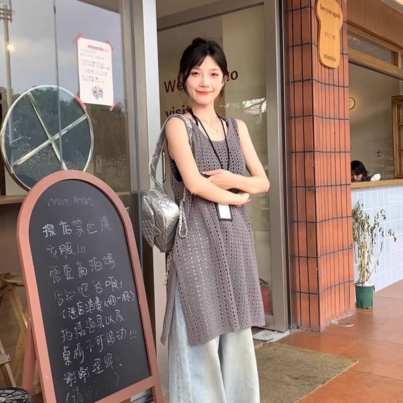 Knit Hem Plain Top Slit Sleeveless