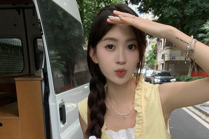 Frill Tone Sleeveless Two Two-Piece Tie Mock Blouse Trim Front