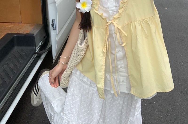 Frill Tone Sleeveless Two Two-Piece Tie Mock Blouse Trim Front