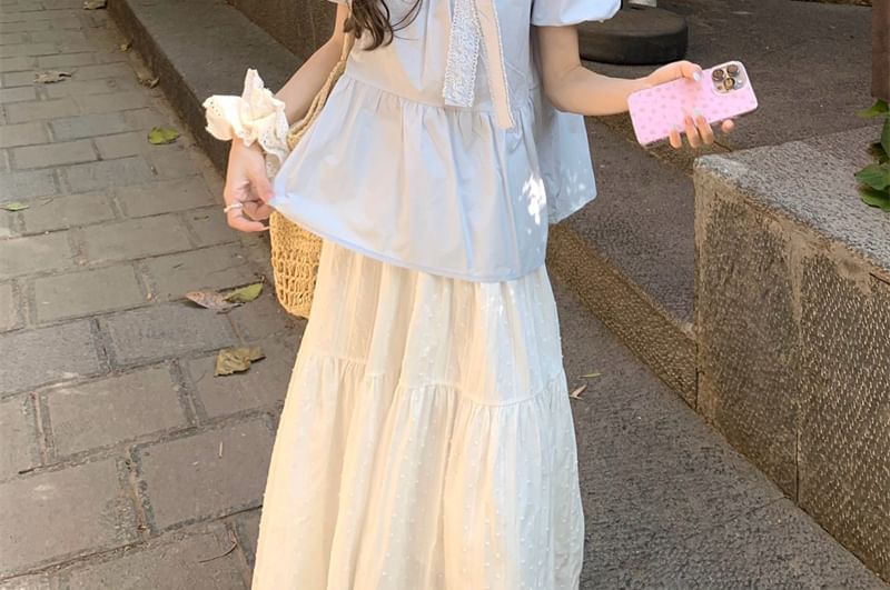 Lace Crew Blouse Neck Bow Trim Puff-Sleeve Accent