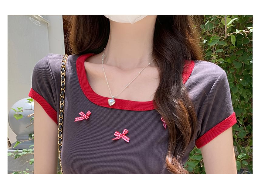 Contrast Scoop Crop Short-Sleeve Accent Neck Trim T-Shirt Bow