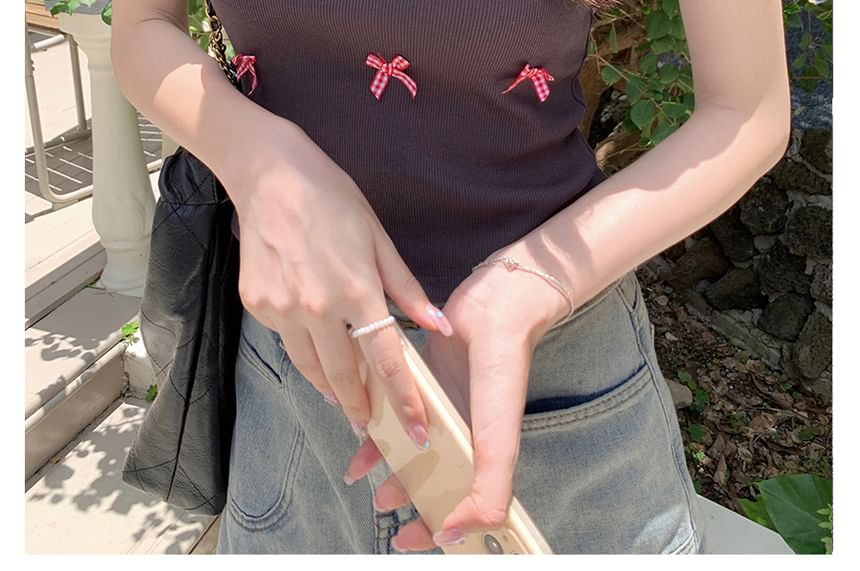 Contrast Scoop Crop Short-Sleeve Accent Neck Trim T-Shirt Bow