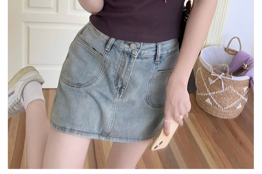 Contrast Scoop Crop Short-Sleeve Accent Neck Trim T-Shirt Bow