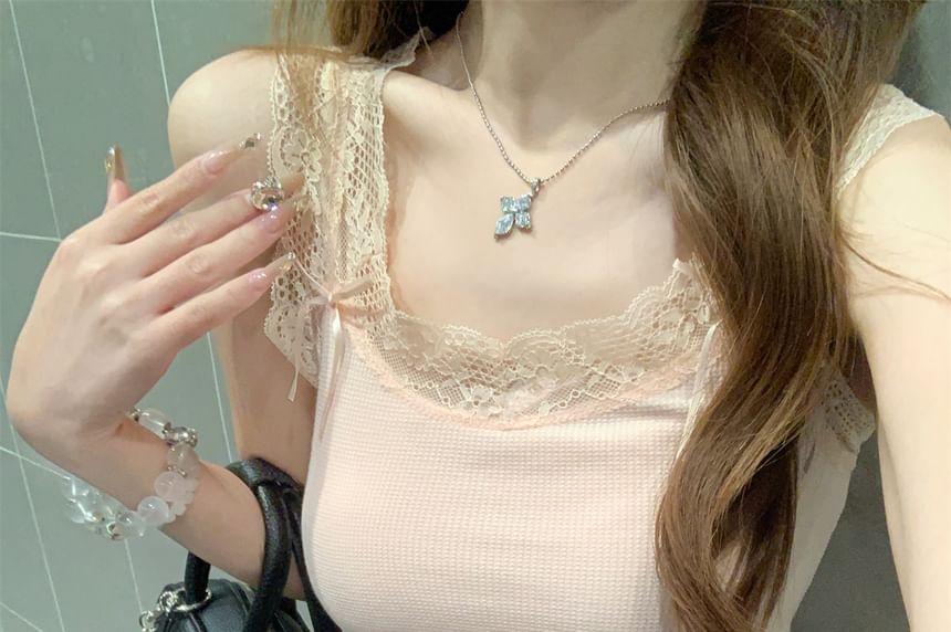 Accent Tank Neck Panel Bow Scoop Slim Lace Fit Crop Top