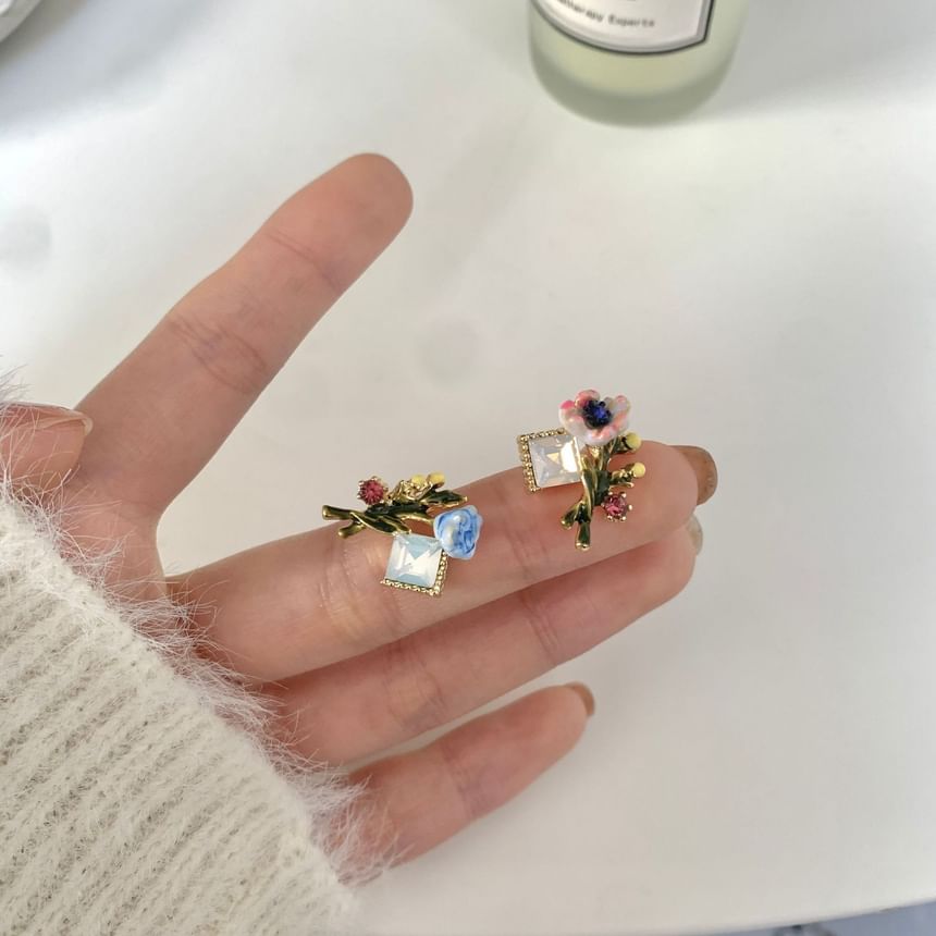 Floral Alloy Asymmetrical Earring Enamel