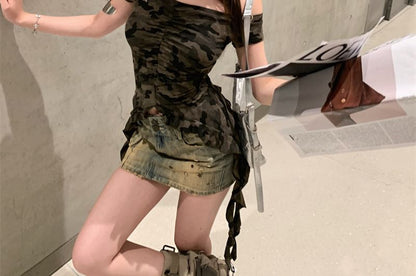 Fit Asymmetrical Print Off-Shoulder Tee Ruffle Camo Cap-Sleeve Slim Trim