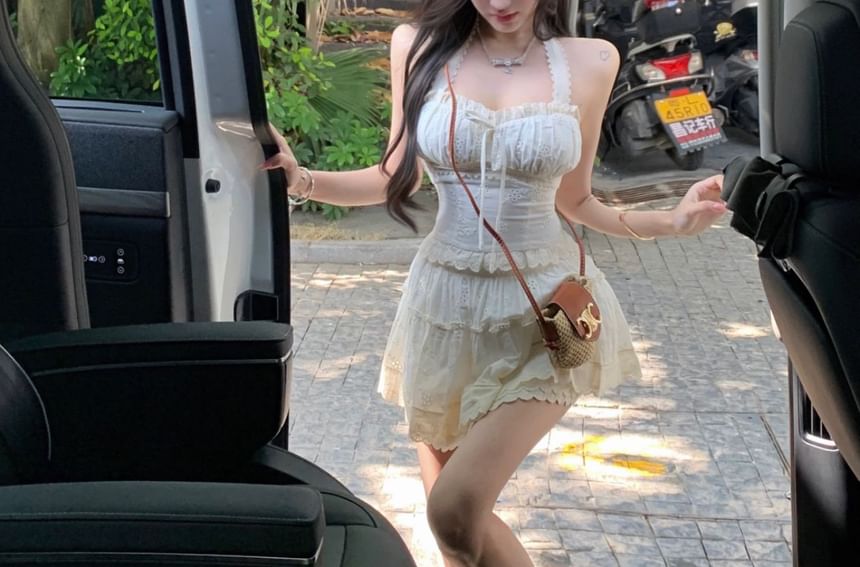 Tiered Slim Fit Bow Top Halter A-Line Plain Mini / Crop Waist Skirt Elastic