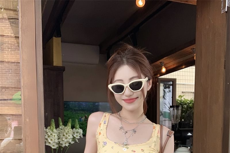 Floral Asymmetrical Neck Trim Tank Ruffle Fit Square Top Slim