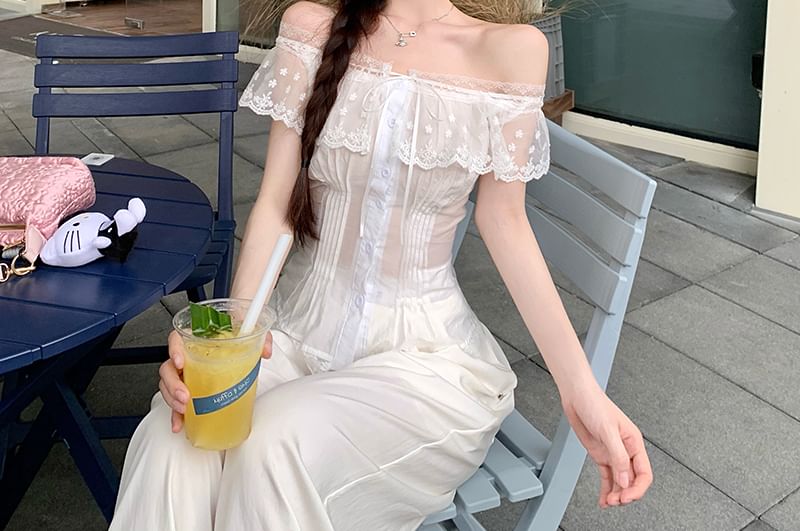 Fit Lace Pintuck Blouse Off-Shoulder Cap-Sleeve Panel Slim