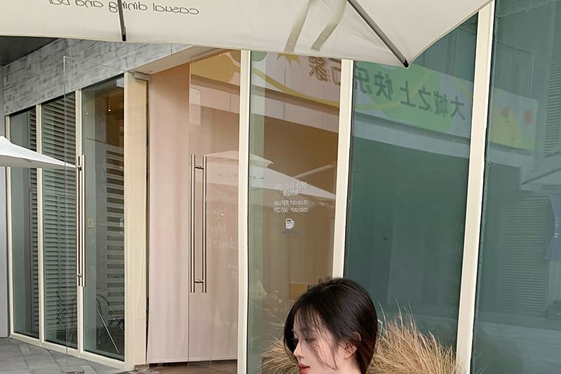 Fit Lace Pintuck Blouse Off-Shoulder Cap-Sleeve Panel Slim