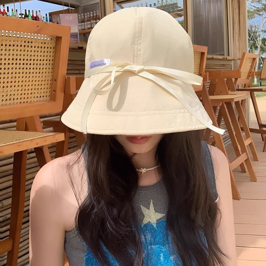Ribbon Hat Bucket