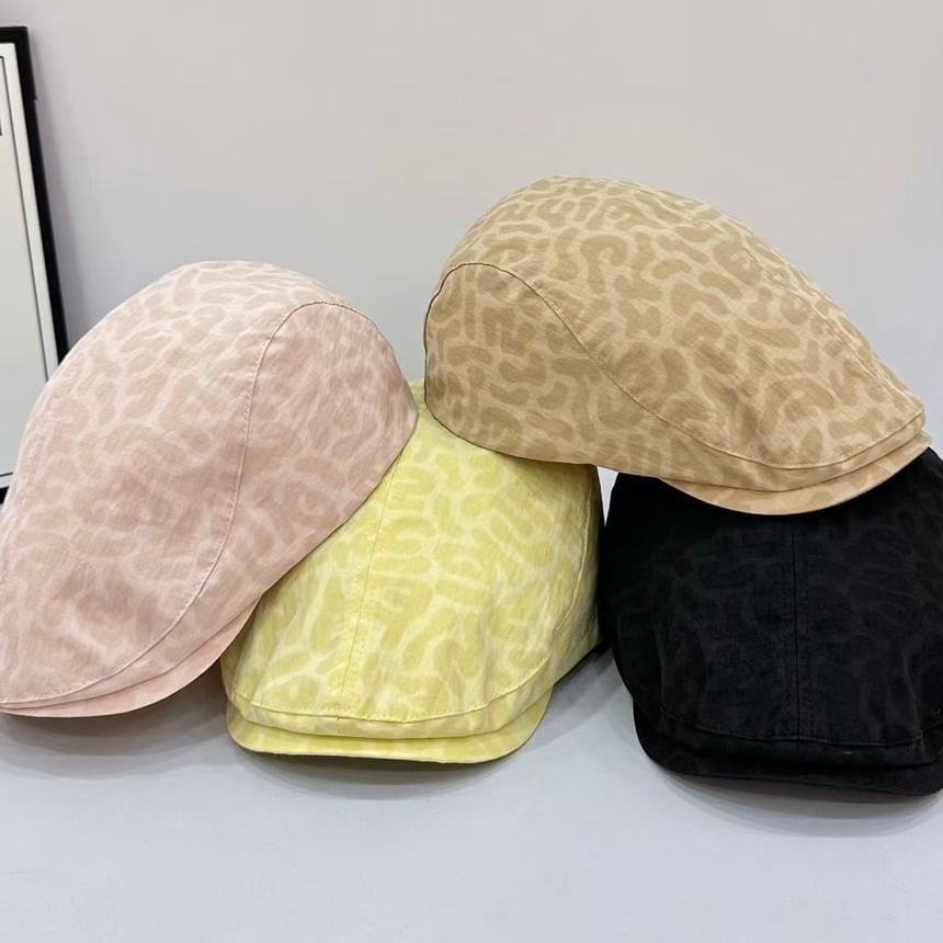 Leopard Cap Print Flat