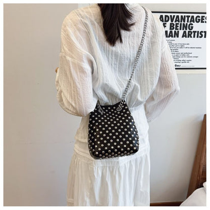 Sequin Embroidered Strap Leaf Faux Studded Chain Bucket / Bag