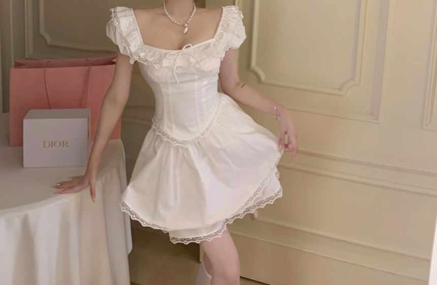 Sleeve Blouse Lace Ruffle Mini A-Line Skirt / Waist Plain Neck Square Cap Trim Bow High