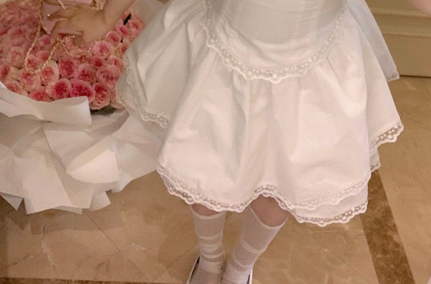 Sleeve Blouse Lace Ruffle Mini A-Line Skirt / Waist Plain Neck Square Cap Trim Bow High