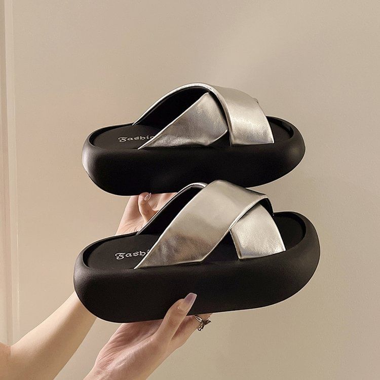 Cross Slide Criss Platform Sandals