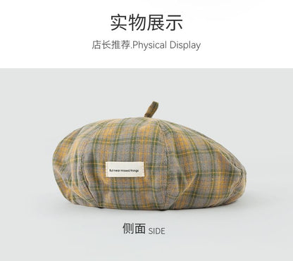 Applique Beret Plaid
