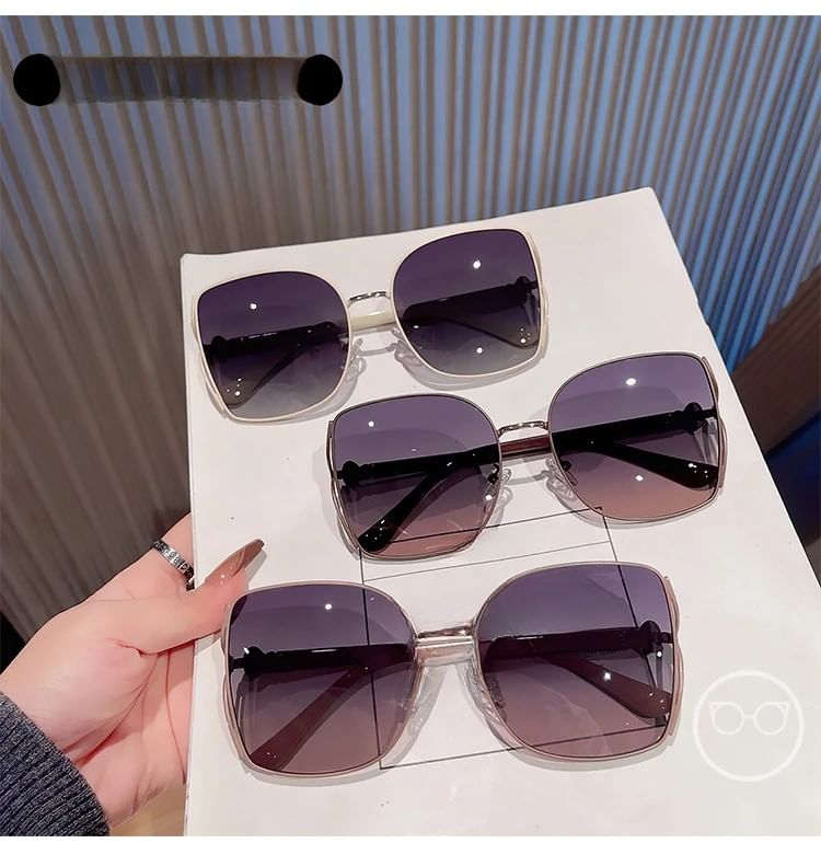 Sunglasses Set Metal Case Oversized Cleaning / Cloth Pouch Square Frame Polished