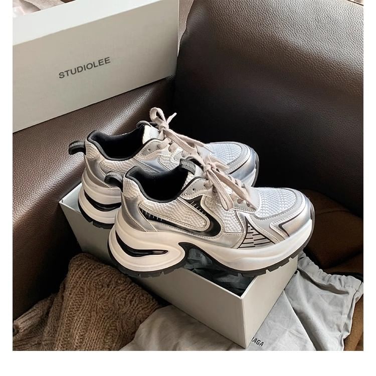 Platform Sneakers Striped Lace-Up