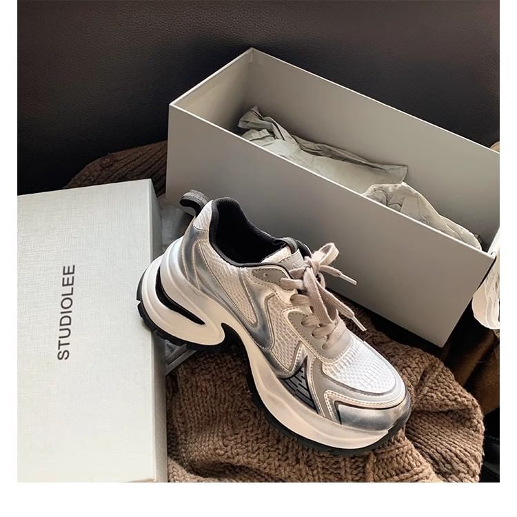 Platform Sneakers Striped Lace-Up