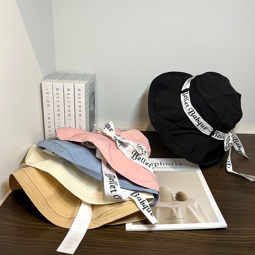 Bucket Hat Lettering