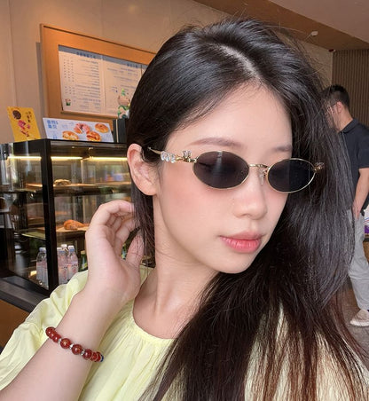 Rhinestone Sunglasses / Oval Glasses