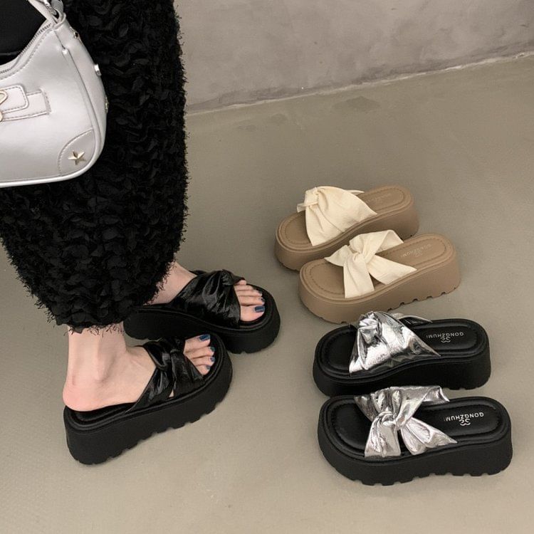 Sandals Twisted Platform Slide