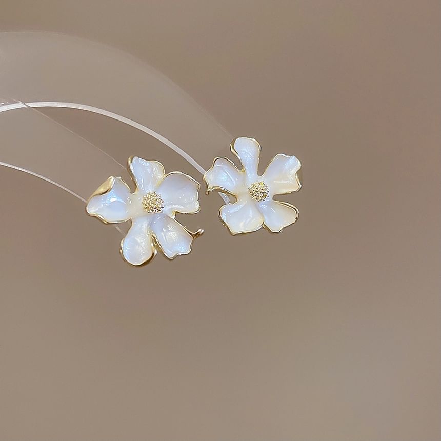 Flower Earring Stud