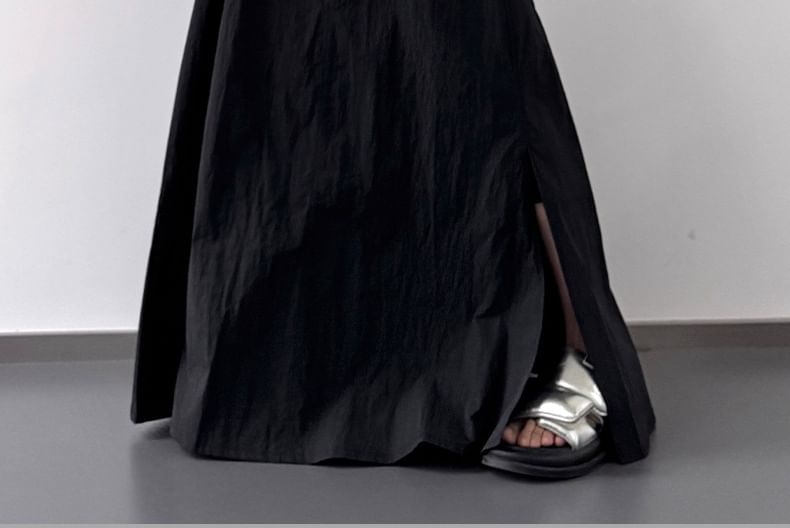 Rise A-Line High Maxi Slit Plain Skirt