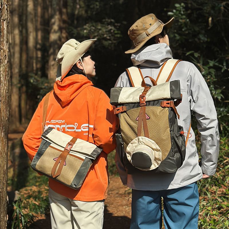 Crossbody Backpack Tone Two Flap / Bag