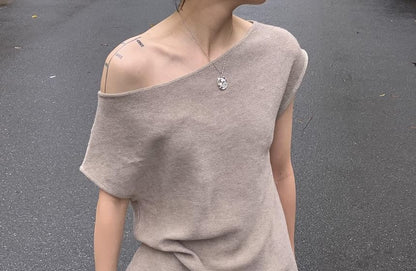 Off-Shoulder Knit Plain Top Short-Sleeve