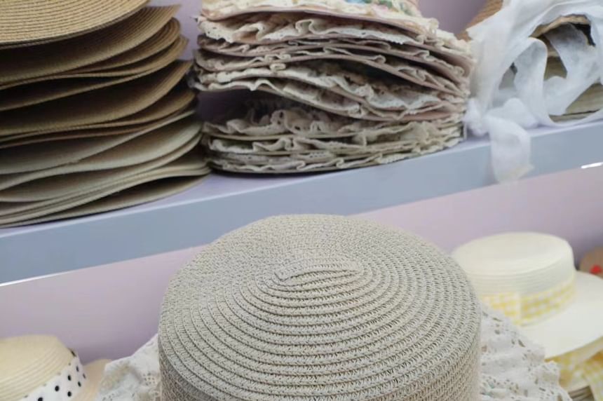 Straw Lace Floral Trim Hat