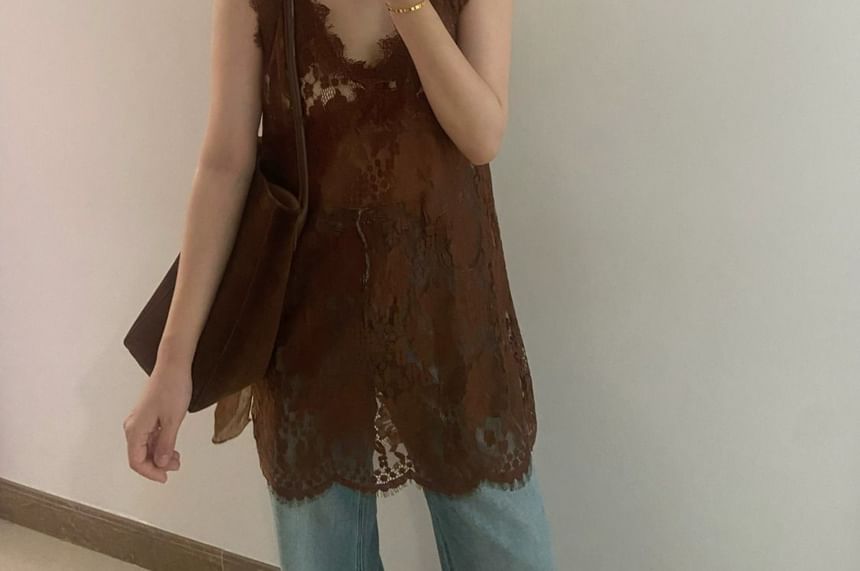 V-Neck Spaghetti Strap Cami Top Lace Plain