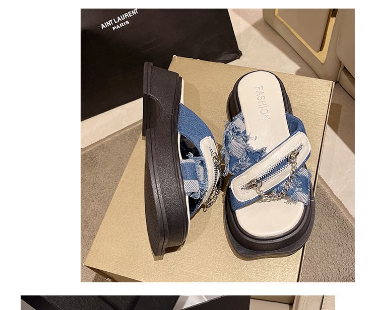 Detail Chain Cross Slide Zipped Sandals Strap Platform Heel Chunky