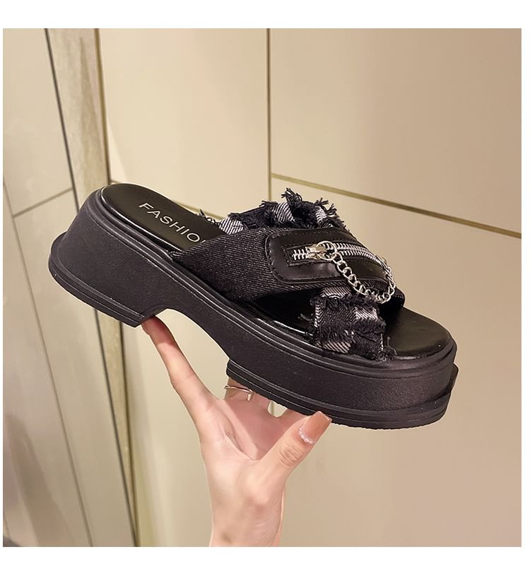 Detail Chain Cross Slide Zipped Sandals Strap Platform Heel Chunky